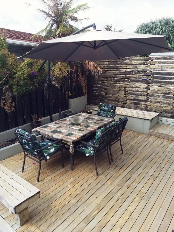 Glamis Ave Shared Home B&B نيو بلايموث المظهر الخارجي الصورة